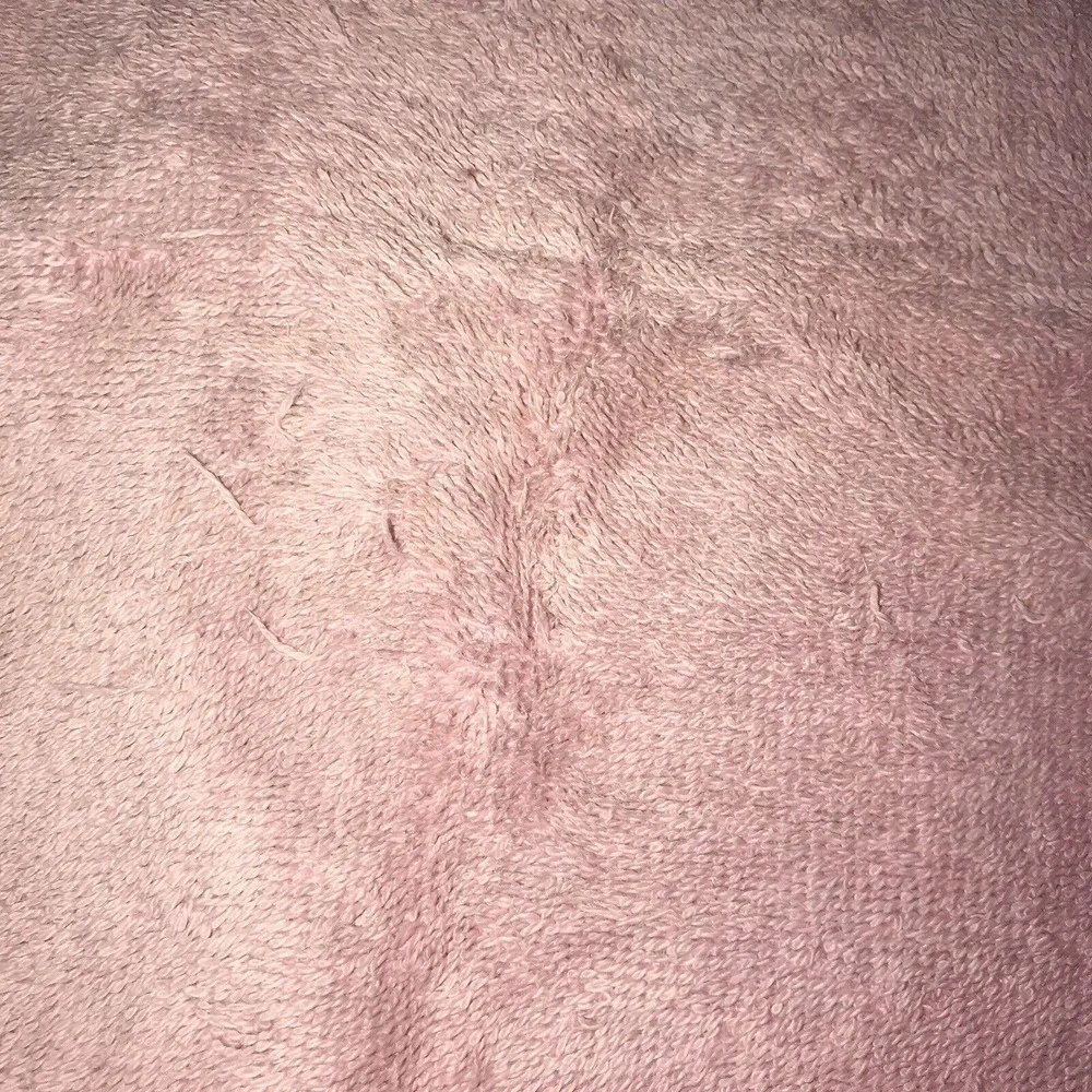 1 JC Penney Home Collection Pink Hand Towel 1 Cannon Lace Trimmed 100% Cotton